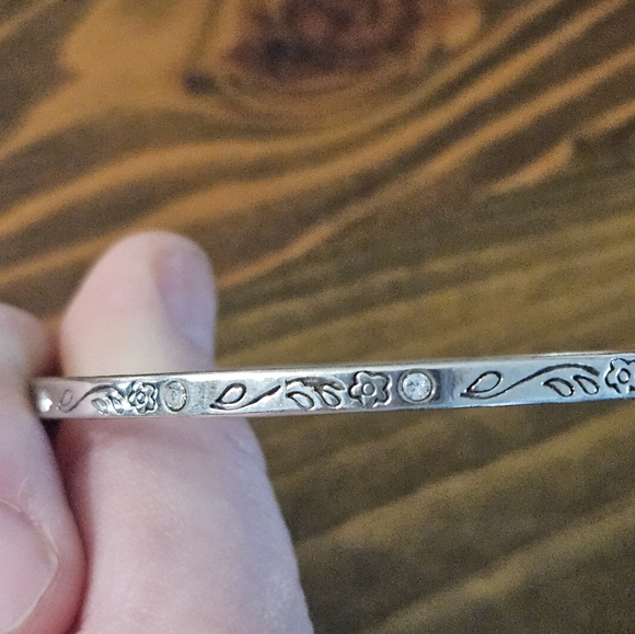 Brighton Heart in a Circle Scrolled Crystals Bangle Bracelet - Picture 2 of 6